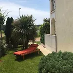 Apartamento Sunset With A Private Yard At Riviera