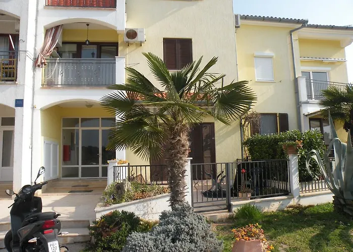 아파트 Sunset With A Private Yard At Riviera *