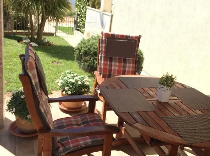 Sunset With A Private Yard At Riviera Lejlighed *